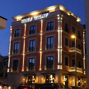 Kloest Hotell